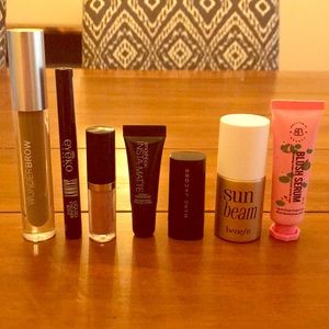 Makeup bundle